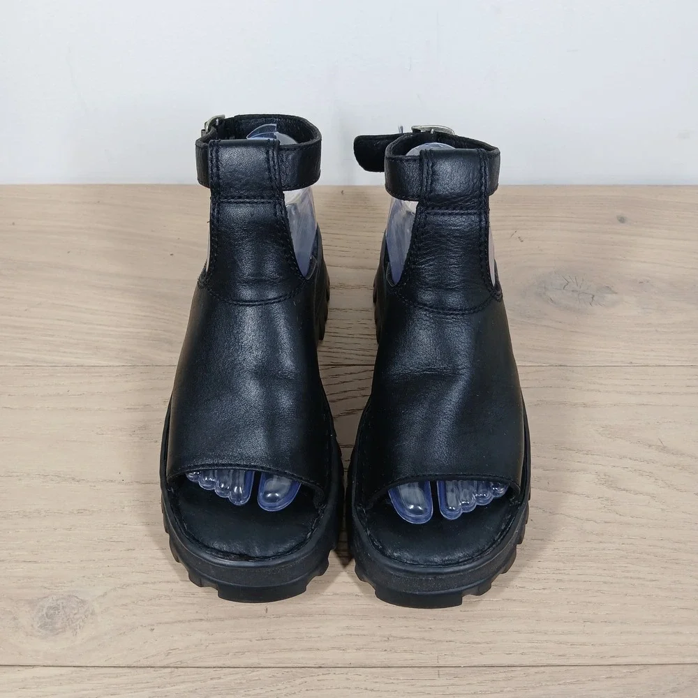 RARE Caterpillar CAT Y2K Black Leather Platform Sandals Women 8 Lug Ankle Strap